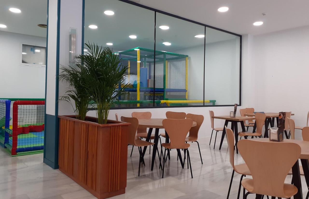 Aparthotel Golf Beach Pals Kültér fotó